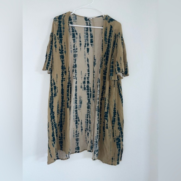 Maurices Bohemian Olive Tie Dye Flutter Sleeve Kimono - Picture 6 of 11